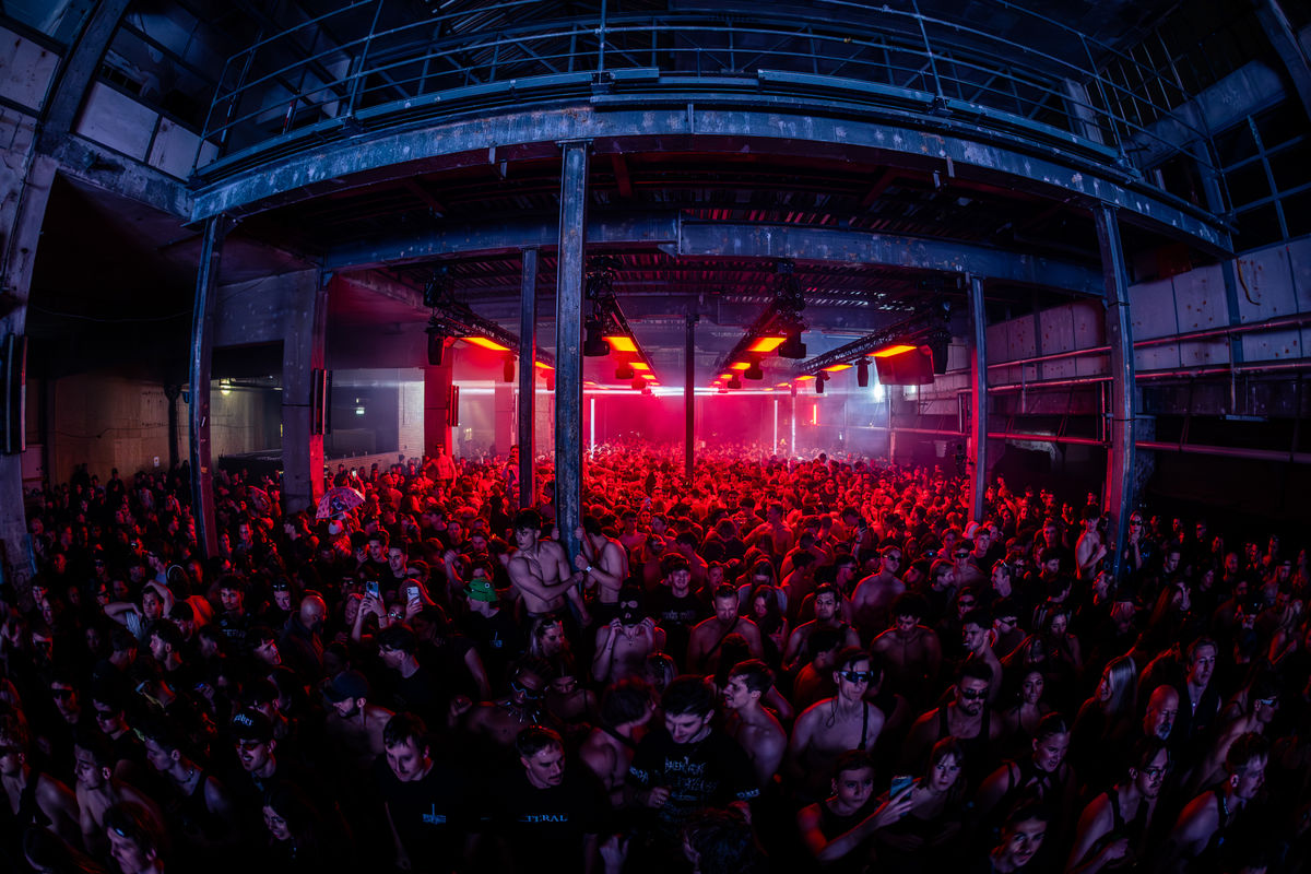 Loading... just a sec